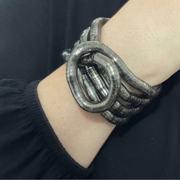 Vintage Bending Gunmetal Tone Jewelry, Snake
necklace, choker, bracelet, art NEW - Picture 1 of 12